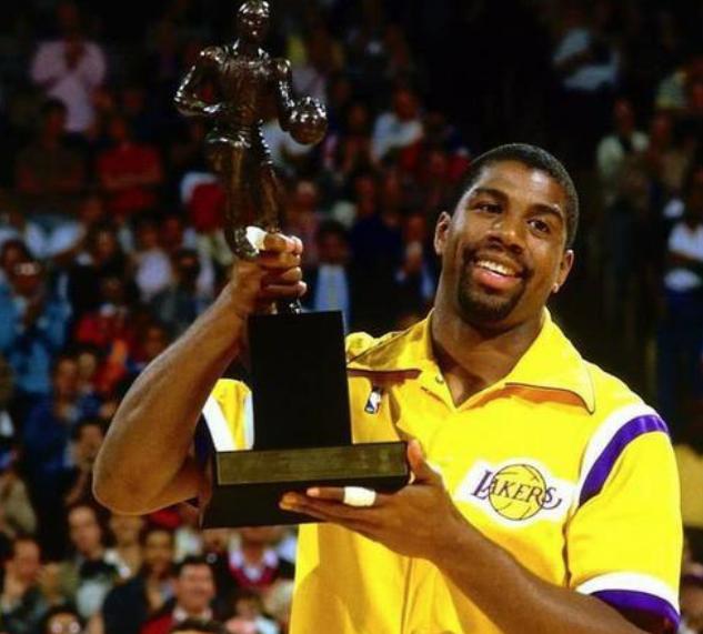 锋中的超凡 锋中的超凡